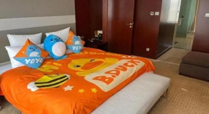 Bed in The Qube Shanghai Nanqiao