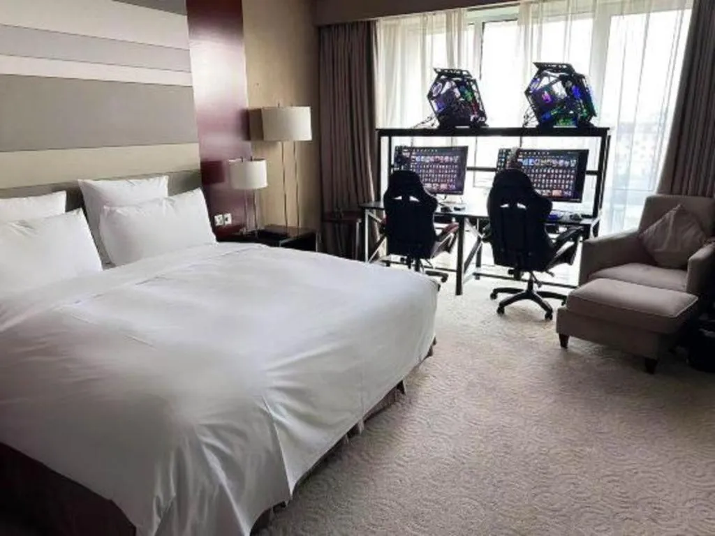 Bed in The Qube Shanghai Nanqiao