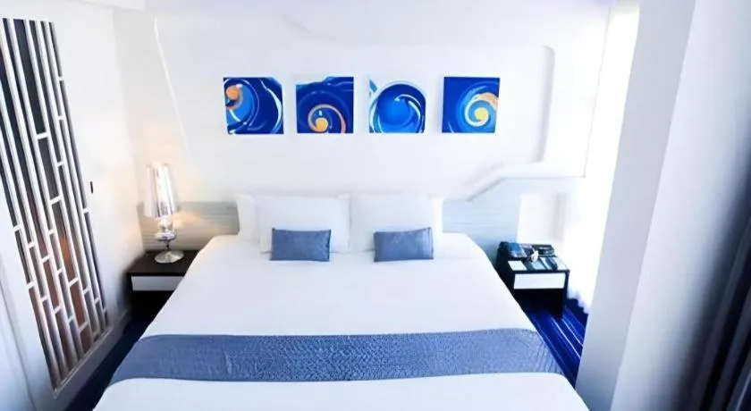 Bed in Glacier Hotel Khon Kaen