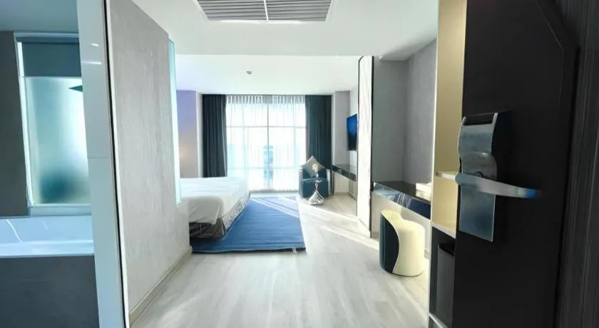 Bed in Glacier Hotel Khon Kaen