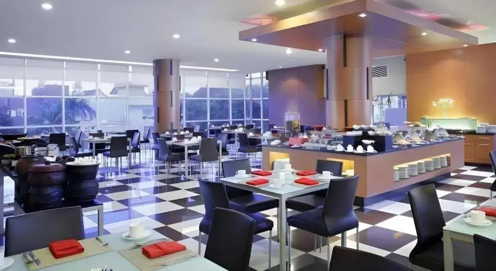 Hotel Santika Makassar Hotel Santika Makassar