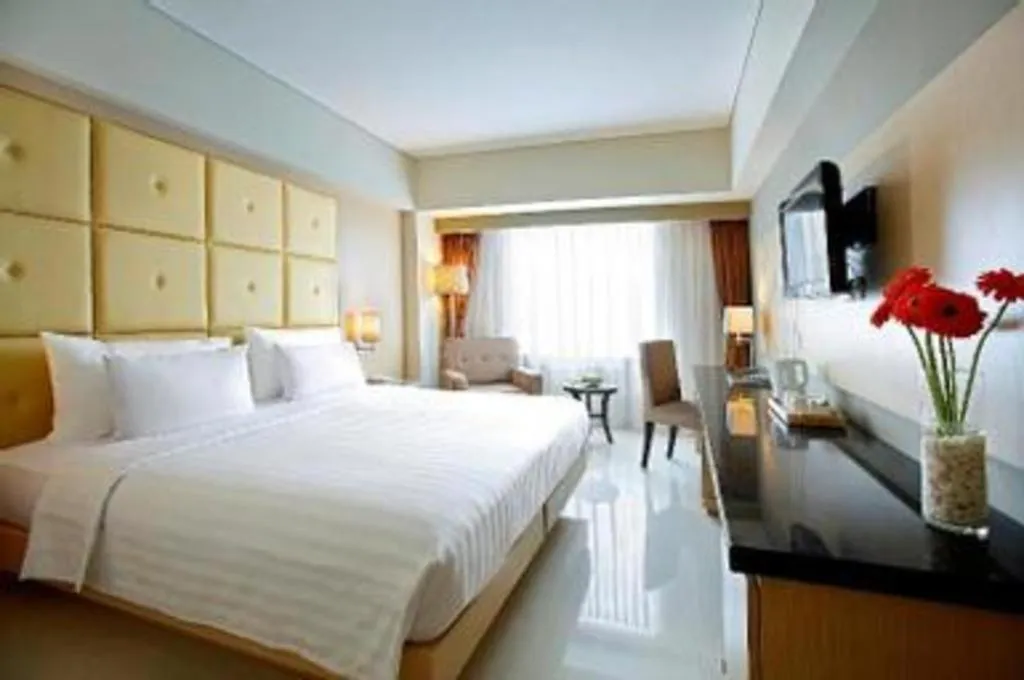 Bed in Hotel Santika Makassar