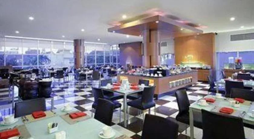 Hotel Santika Makassar Hotel Santika Makassar