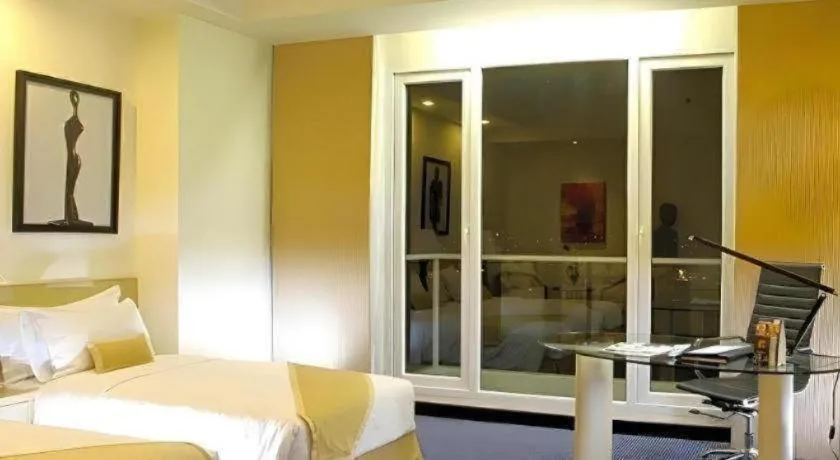 Bed in Sintesa Peninsula Hotel