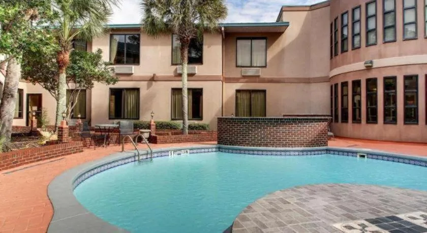 Baymont By Wyndham Laurel