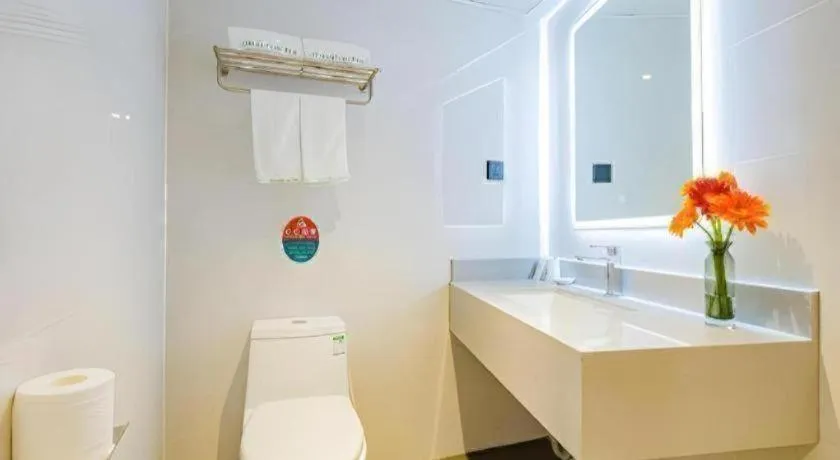 GreenTree Inn Shanghai Jingan Railway Station Xinzha Road Business Hotel