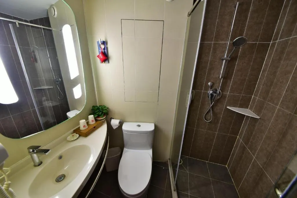 Ibis Xiamen Railway Station Hotel