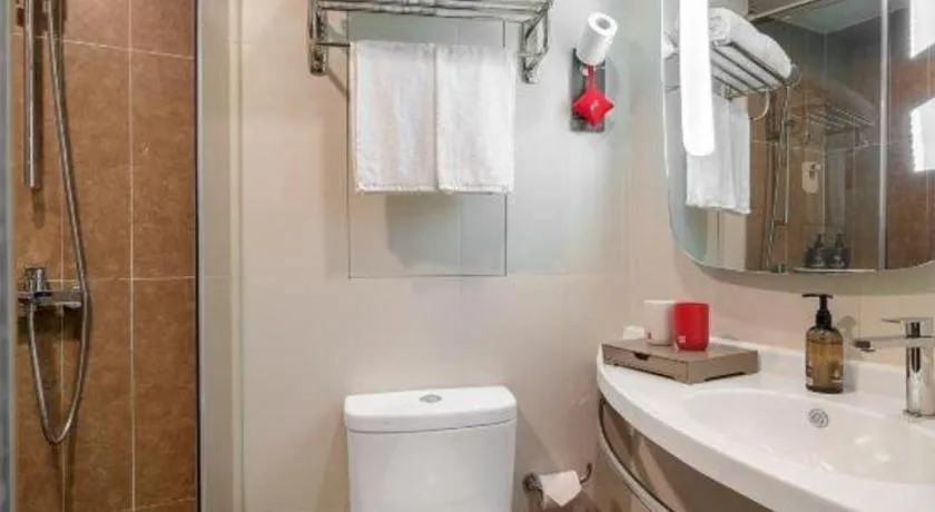 Ibis Xiamen Railway Station Hotel