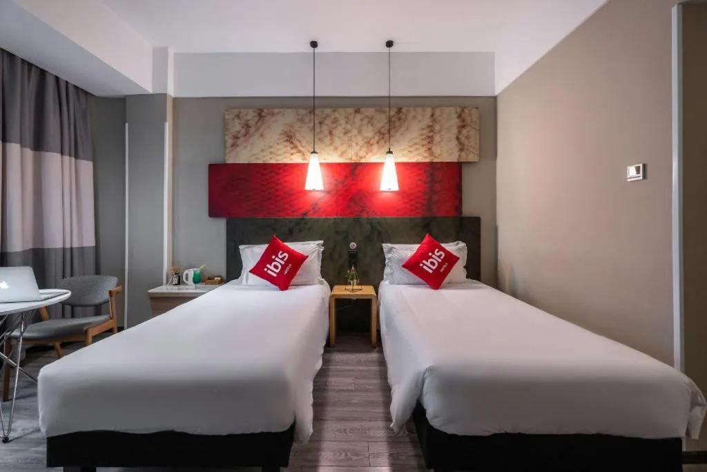 Bed in Ibis Xiamen Railway Station Hotel