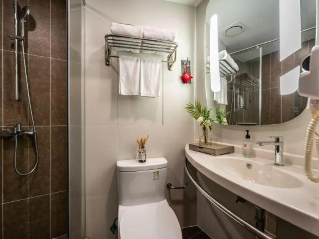 Ibis Xiamen Railway Station Hotel