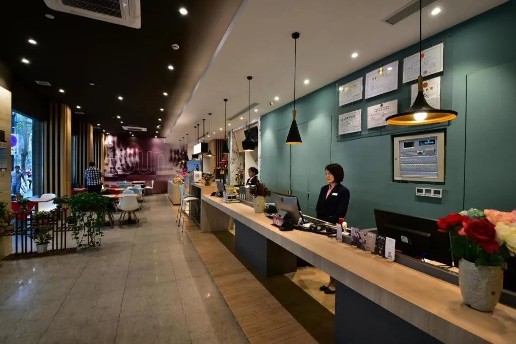 Ibis Xiamen Railway Station Hotel