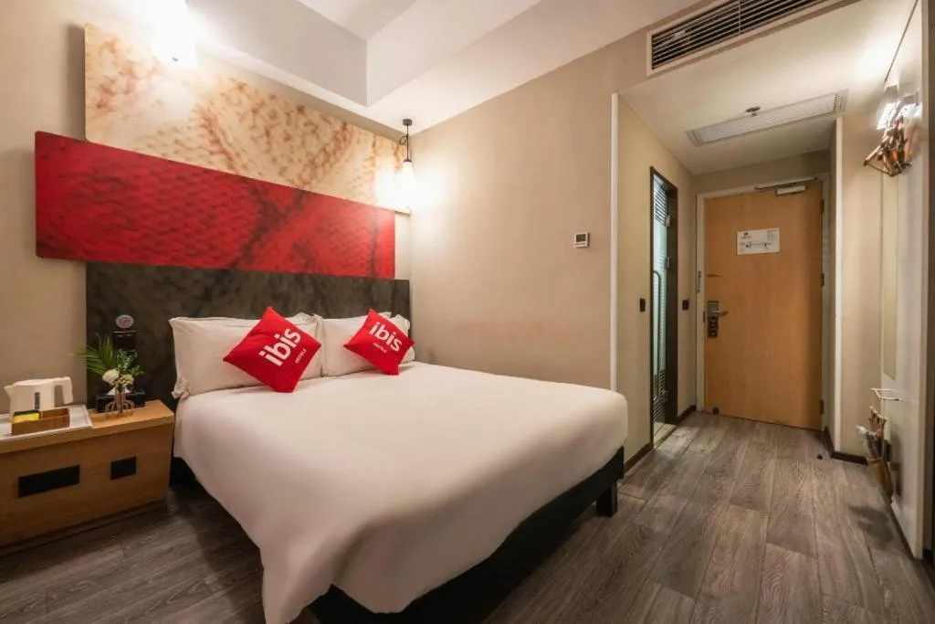 Bed in Ibis Xiamen Railway Station Hotel