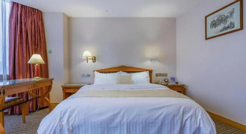 Bed in Wuhan Asia Hotel