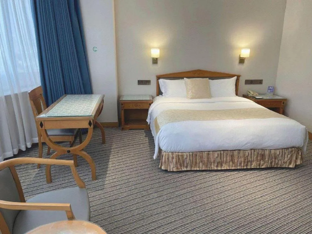 Bed in Wuhan Asia Hotel