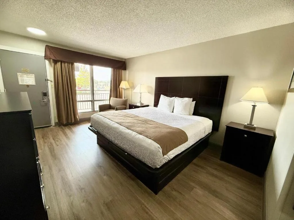 Days Inn by Wyndham St. Charles IL