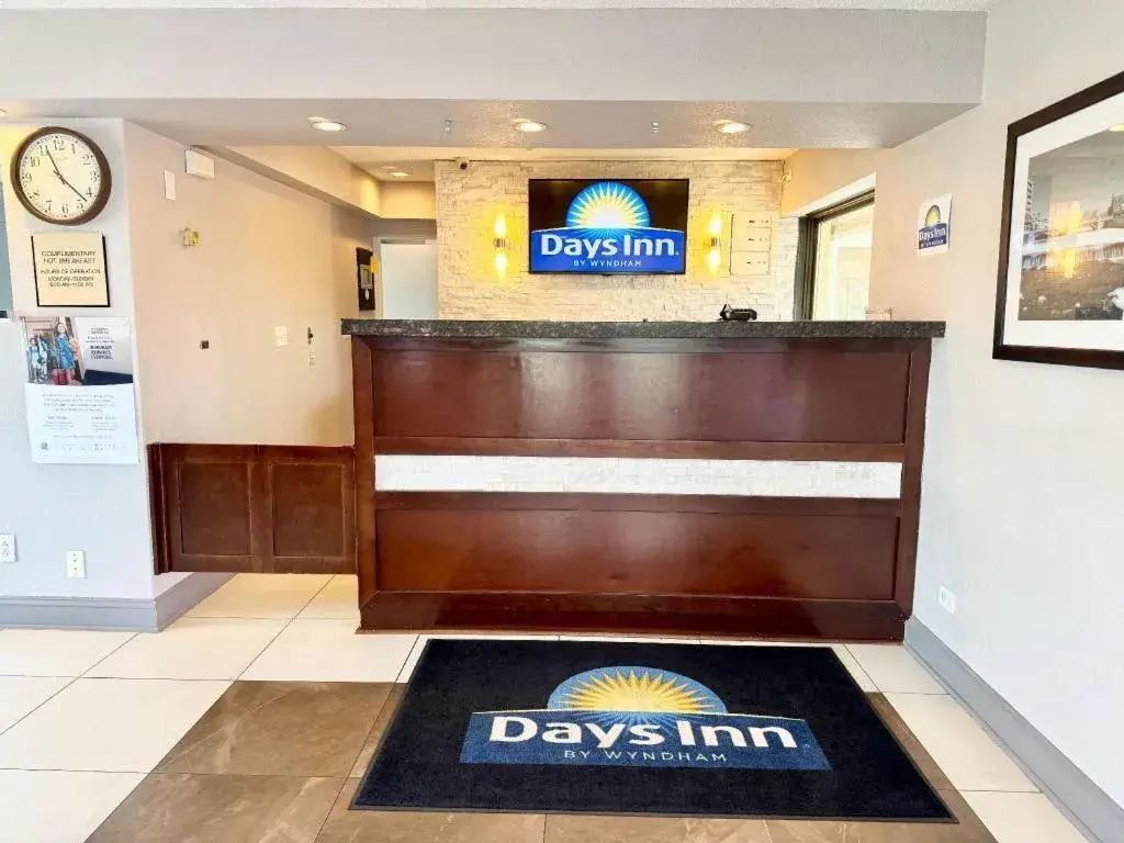 Days Inn by Wyndham St. Charles IL Days Inn by Wyndham St. Charles IL