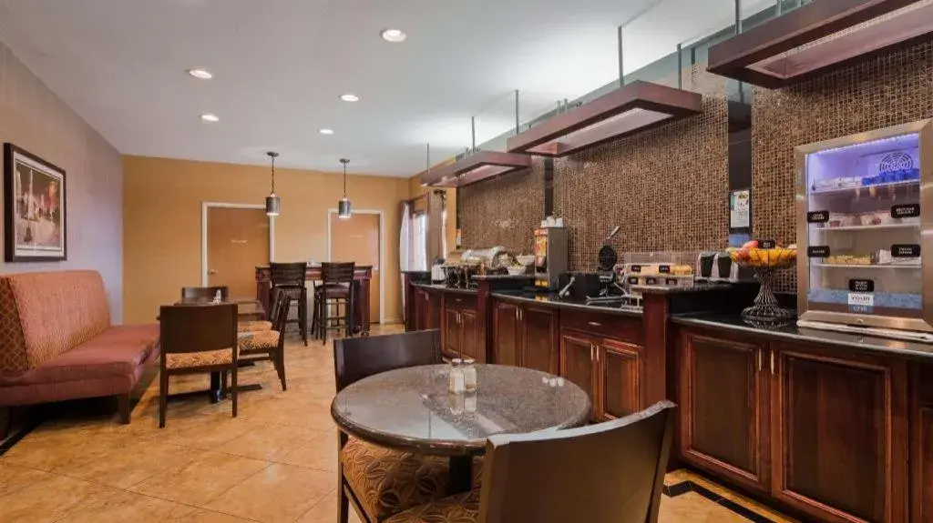 Best Western Manhattan Inn Best Western Manhattan Inn