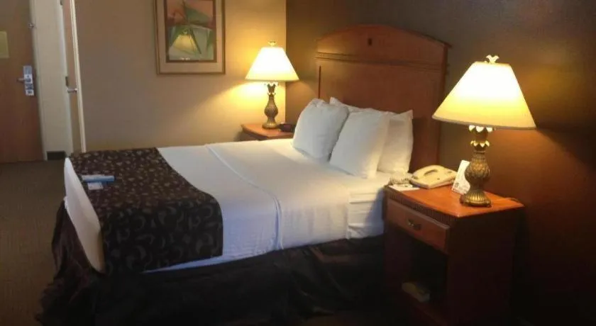 Best Western Manhattan Inn