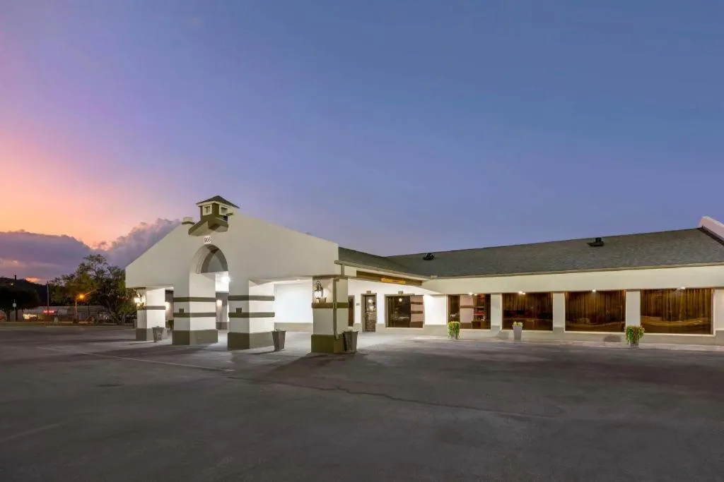 Best Western Post Oak Inn