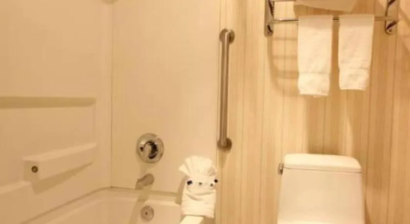 Best Western Plus Twin View Inn & Suites