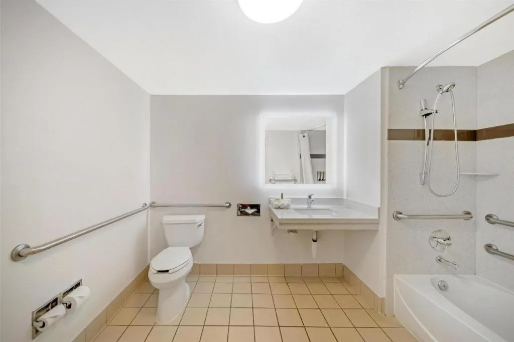 Best Western Plus Twin View Inn & Suites