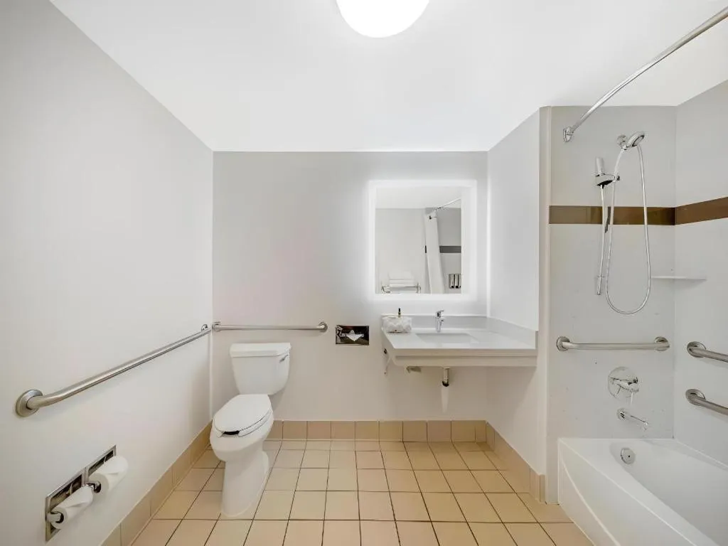 Best Western Plus Twin View Inn & Suites