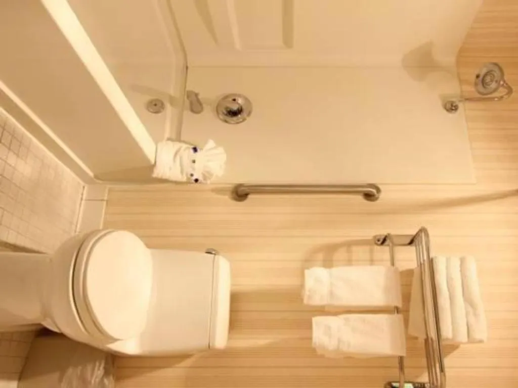 Best Western Plus Twin View Inn & Suites