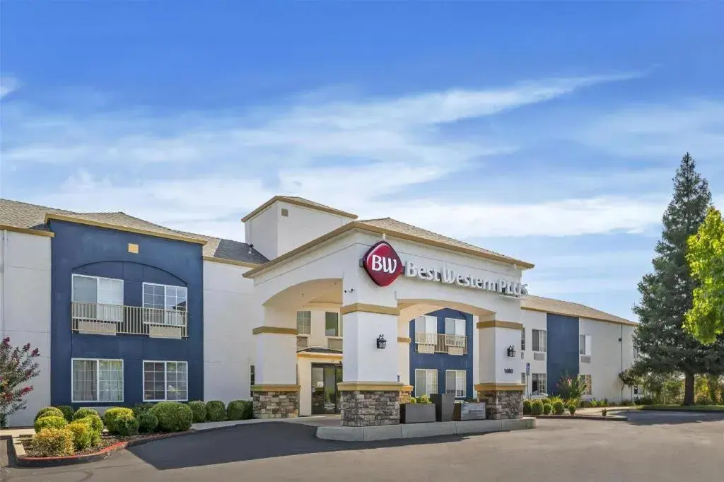 Best Western Plus Twin View Inn & Suites Best Western Plus Twin View Inn & Suites