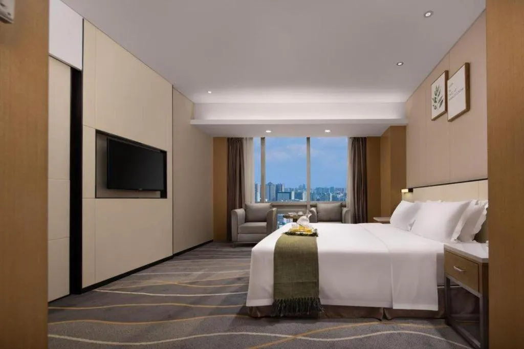 Bed in Changsha Huatian Hotel