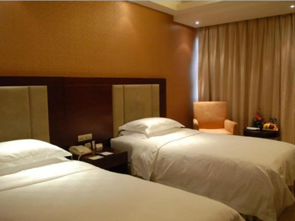 Bed in Changsha Huatian Hotel