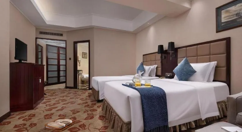 Bed in Changsha Huatian Hotel