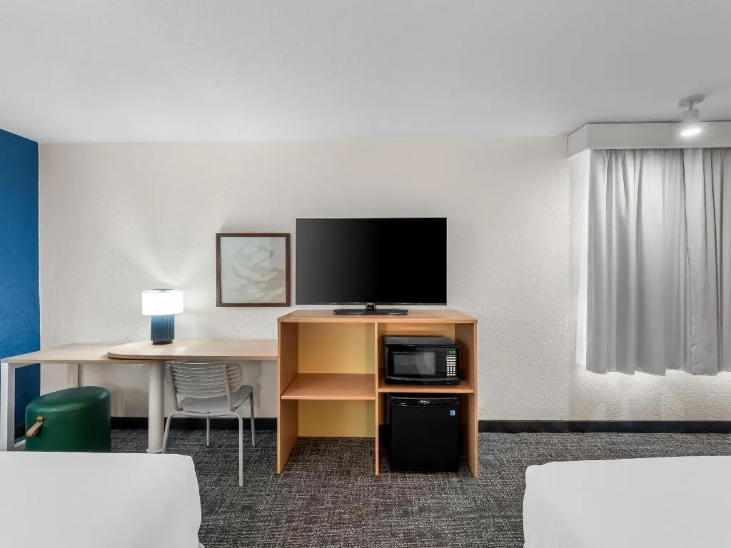 Bed in Spark by Hilton Ann Arbor South