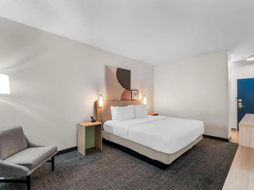 Bed in Spark by Hilton Ann Arbor South