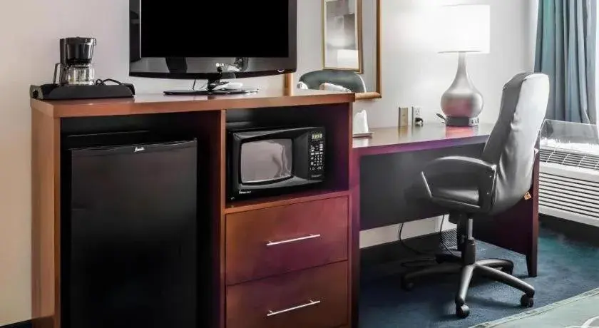 Quality Inn Waynesburg - Morrisville Quality Inn Waynesburg - Morrisville