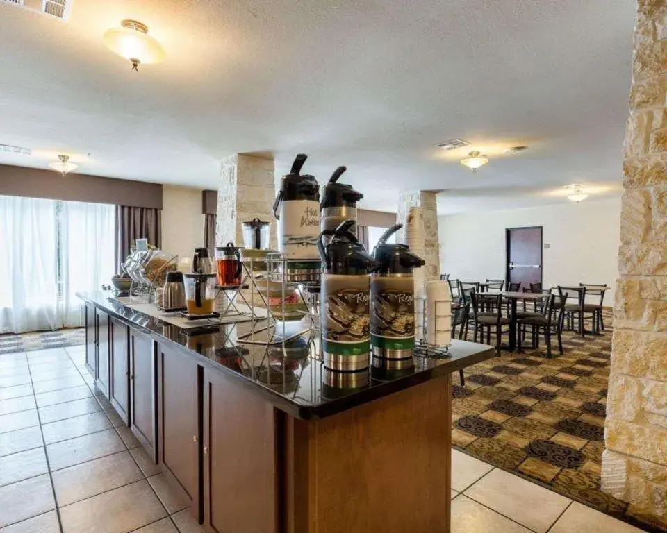 Quality Suites Huntsville Near University Quality Suites Huntsville Near University