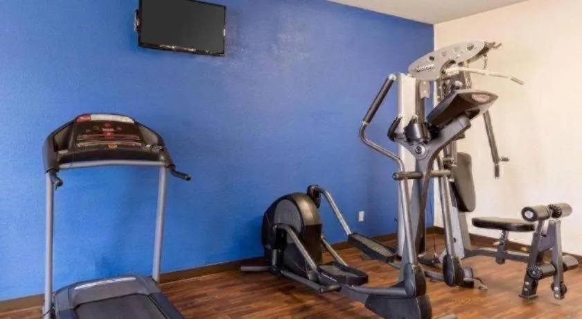 Quality Suites Huntsville Near University