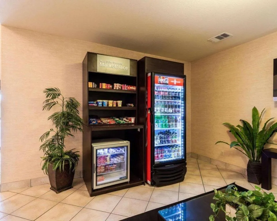 Quality Suites Huntsville Near University