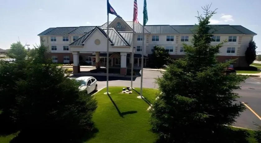 Country Inn & Suites by Radisson, Dundee, MI