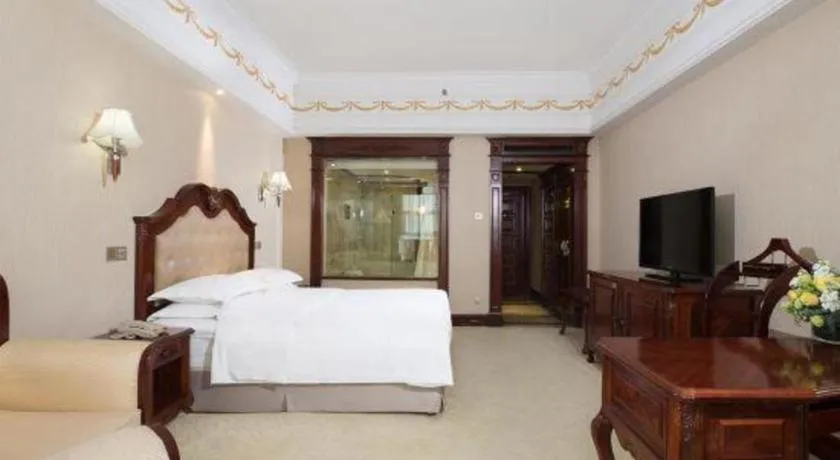 Bed in Changsha Mingchen International Hotel