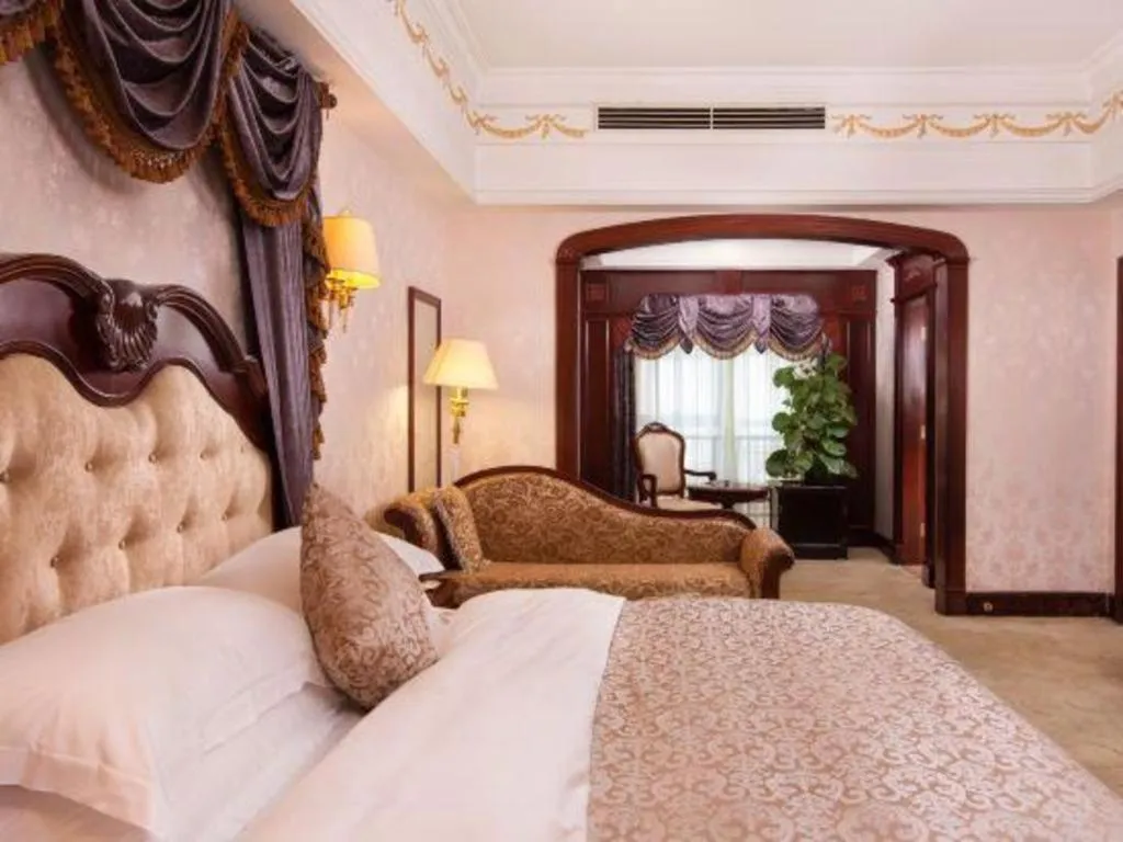 Bed in Changsha Mingchen International Hotel