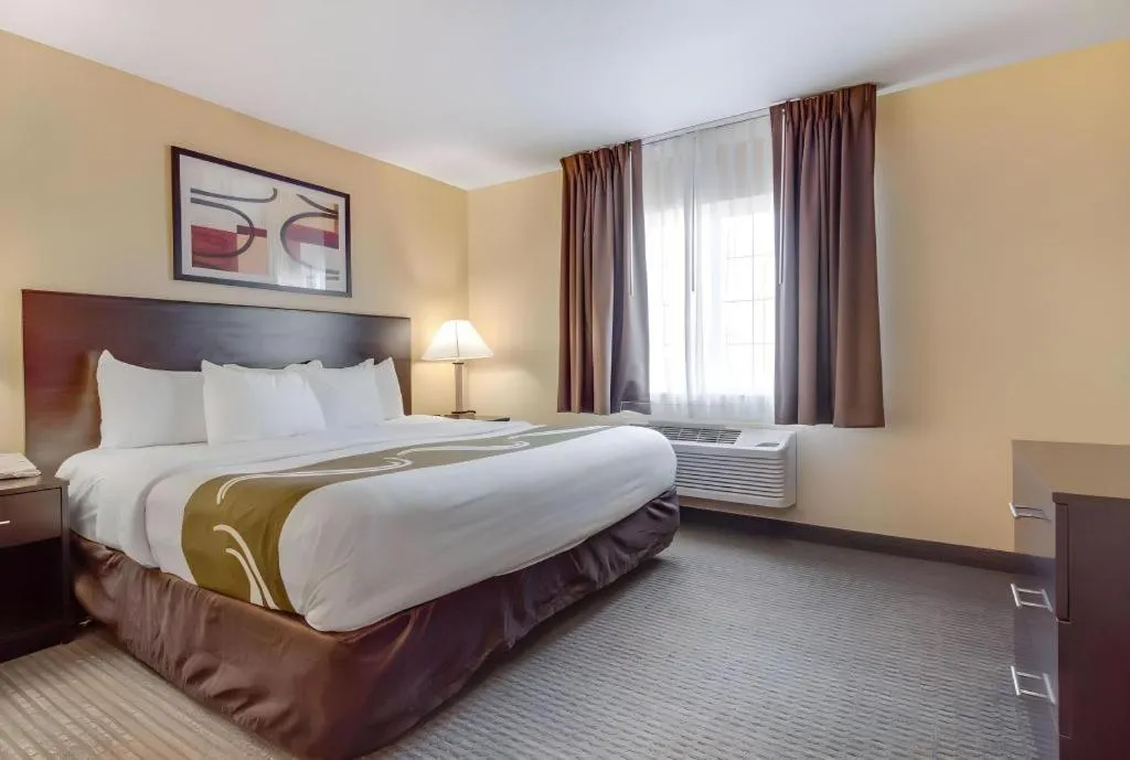 Quality Inn & Suites Lincoln North