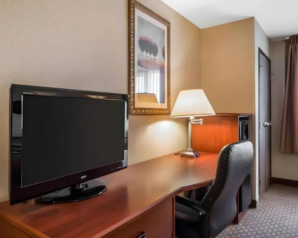 Rodeway Inn & Suites Salina South Rodeway Inn & Suites Salina South