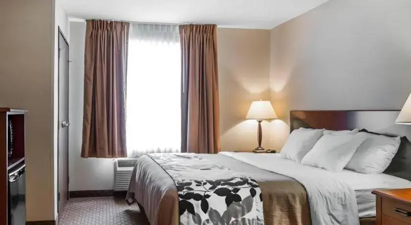 Bed in Rodeway Inn & Suites Salina South Bed in Rodeway Inn & Suites Salina South