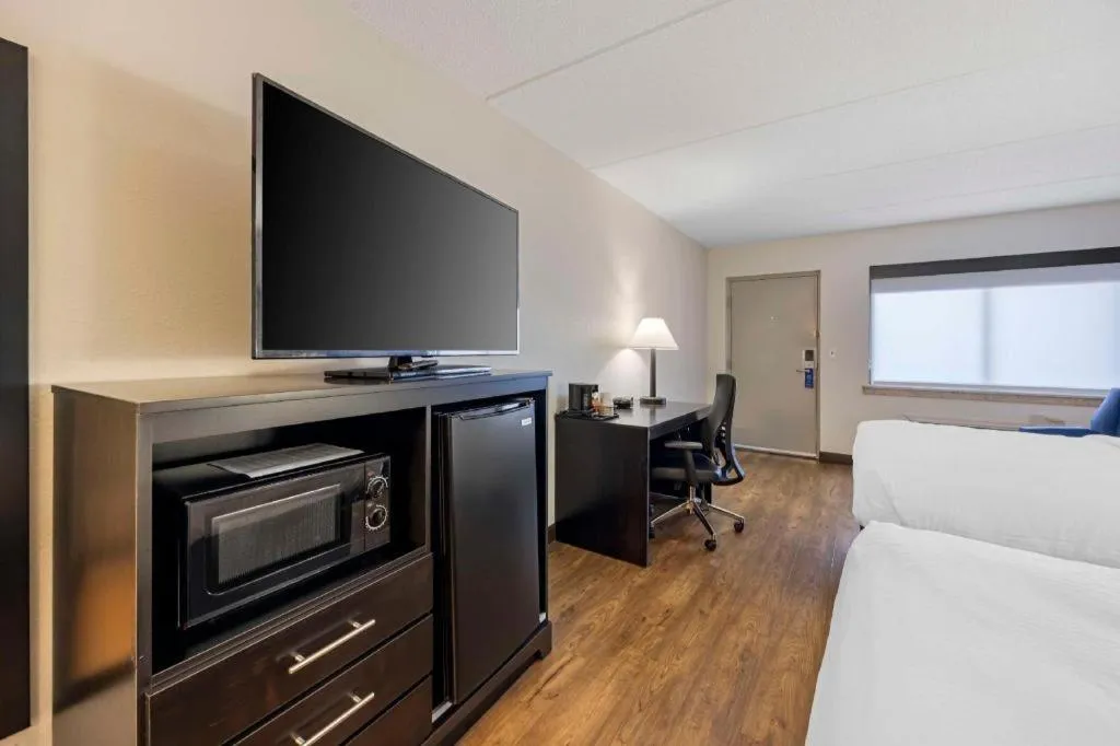 Best Western Shelbyville Inn and Suites Celebration Inn