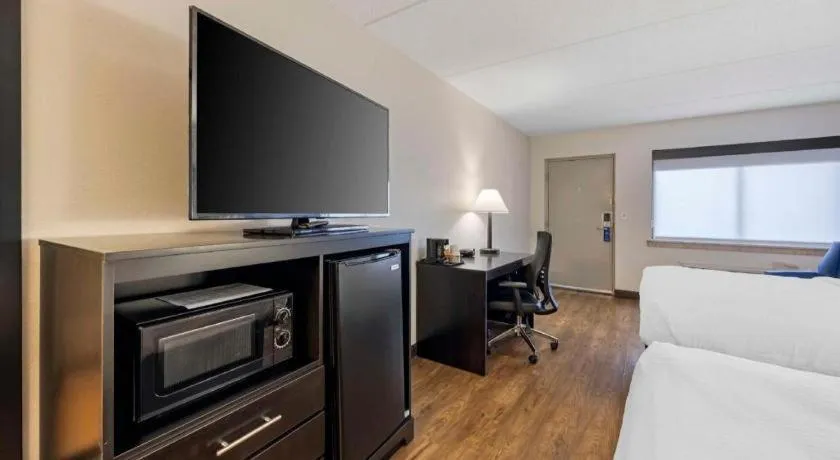 Best Western Shelbyville Inn and Suites Celebration Inn