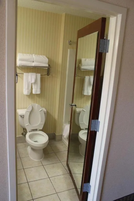 Best Western Shelbyville Inn and Suites Celebration Inn