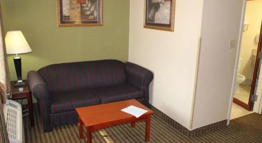 Best Western Shelbyville Inn and Suites Celebration Inn