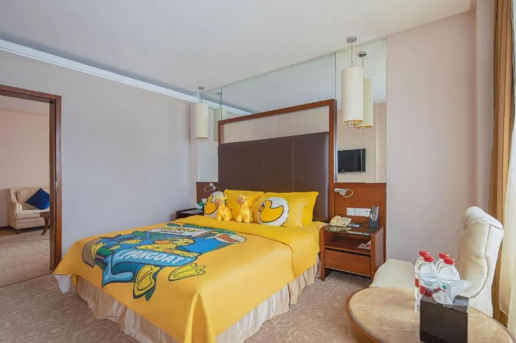 Bed in Changsha Xiaoxiang Huatian Hotel