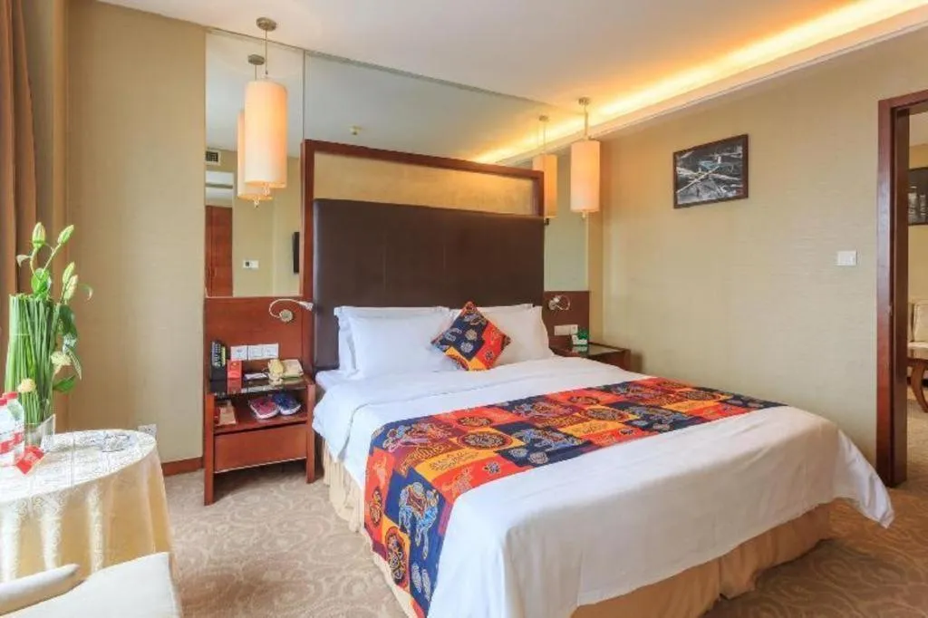 Bed in Changsha Xiaoxiang Huatian Hotel