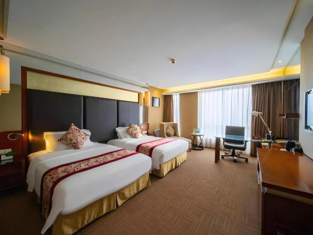 Bed in Changsha Xiaoxiang Huatian Hotel